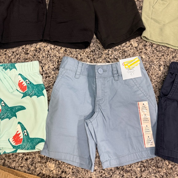 Boys 4T Short Bundle - Picture 6 of 7